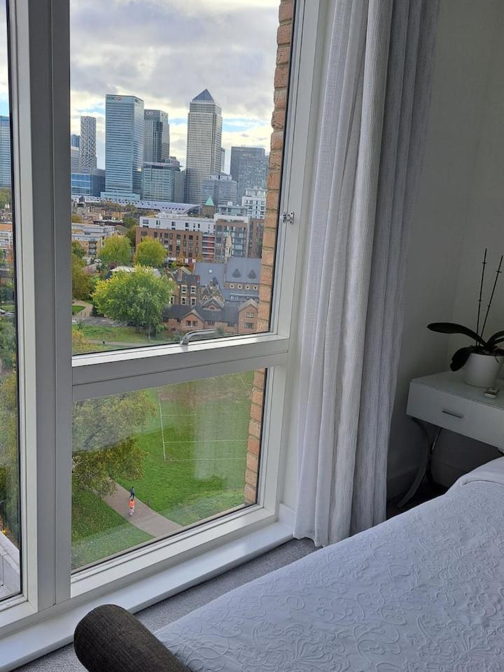 Cozy Double Room With Large En Suite Near Canary Wharf London With Amazing Views In A Shared Apartment Экстерьер фото